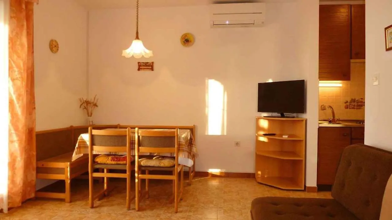 Apartments In Dobrinj/Insel Krk 35141 クロアチア
