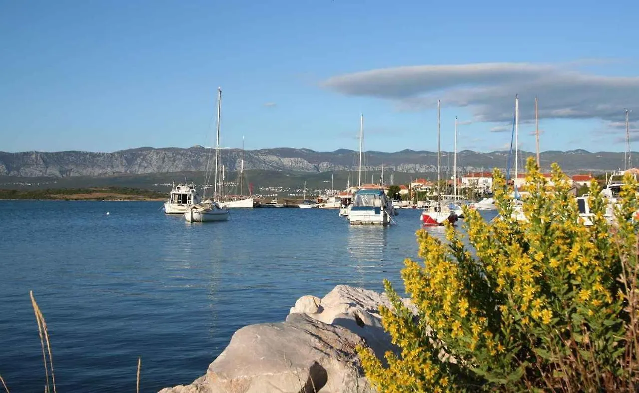 Apartments In Dobrinj/Insel Krk 35141